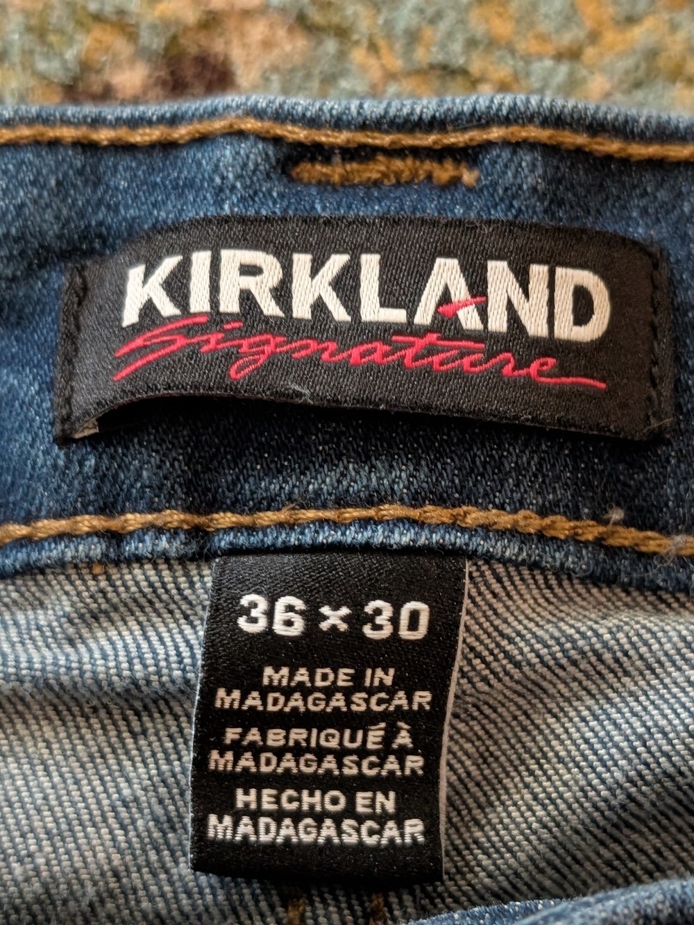 Kirkland Signature Men's Denim Jeans in Medium Blue